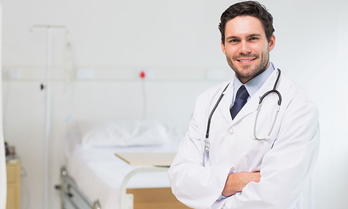 o médico prescreve medicamentos para tratar a prostatite com base nos resultados dos testes